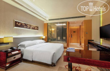 Hilton Guangzhou Baiyun 5*
