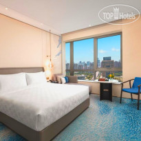 HUALUXE Shanghai Changfeng Park  