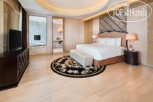 Crowne Plaza Shanghai Noah Square 5*