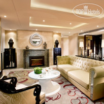 The One Executive Suites Shanghai Three Times One Living Room