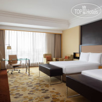 Courtyard by Marriott Shanghai Central  