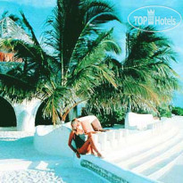Nika Island Resort
