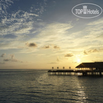 Vakkaru Maldives Lagoon Bar