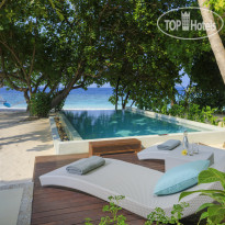 Dusit Thani Maldives Beach Deluxe Villa with Pool