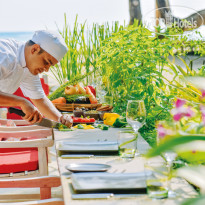 Six Senses Kanuhura  CHEF'S HERBS GARDEN