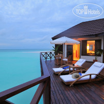 Robinson Club Maldives Lagoon Villa outside