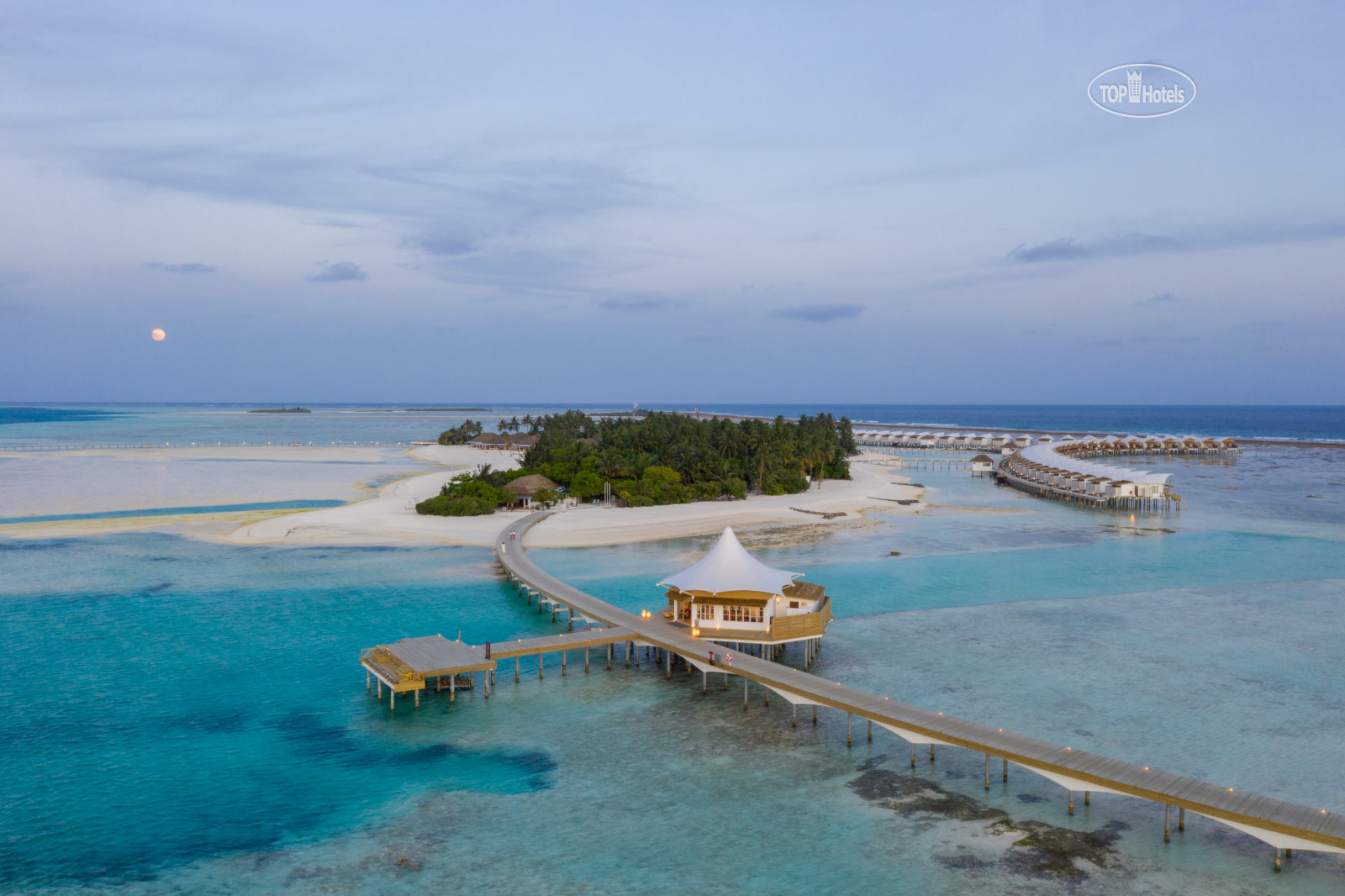 Cinnamon hakuraa huraa maldives. Химмафуши Мальдивы. Huraa Мальдивы. Атолл Хураа.