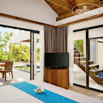 Movenpick Resort Kuredhivaru Maldives Beach Pool Suite - Вид из спал