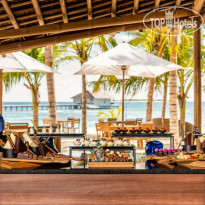 Movenpick Resort Kuredhivaru Maldives Ресторан: Onu Marche