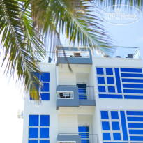 The White Harp Beach Hotel 