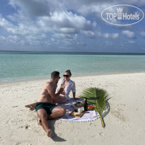 Dhiffushi Inn Sandbank breakfast