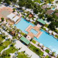 Kuda Villingili Resort Maldives Aerial Pool