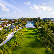 Kuda Villingili Resort Maldives Pool Lawn