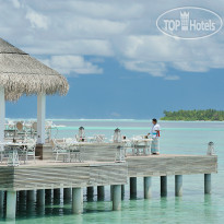 Ayada Maldives Ресторан - бар OCEAN BREEZE