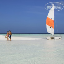 Vilamendhoo Island Resort & Spa 