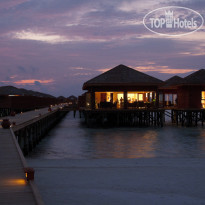 Vilamendhoo Island Resort & Spa 