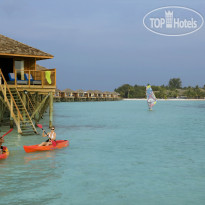 Vilamendhoo Island Resort & Spa 