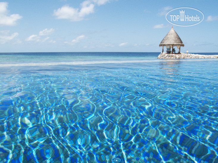 Taj Coral Reef Resort & Spa