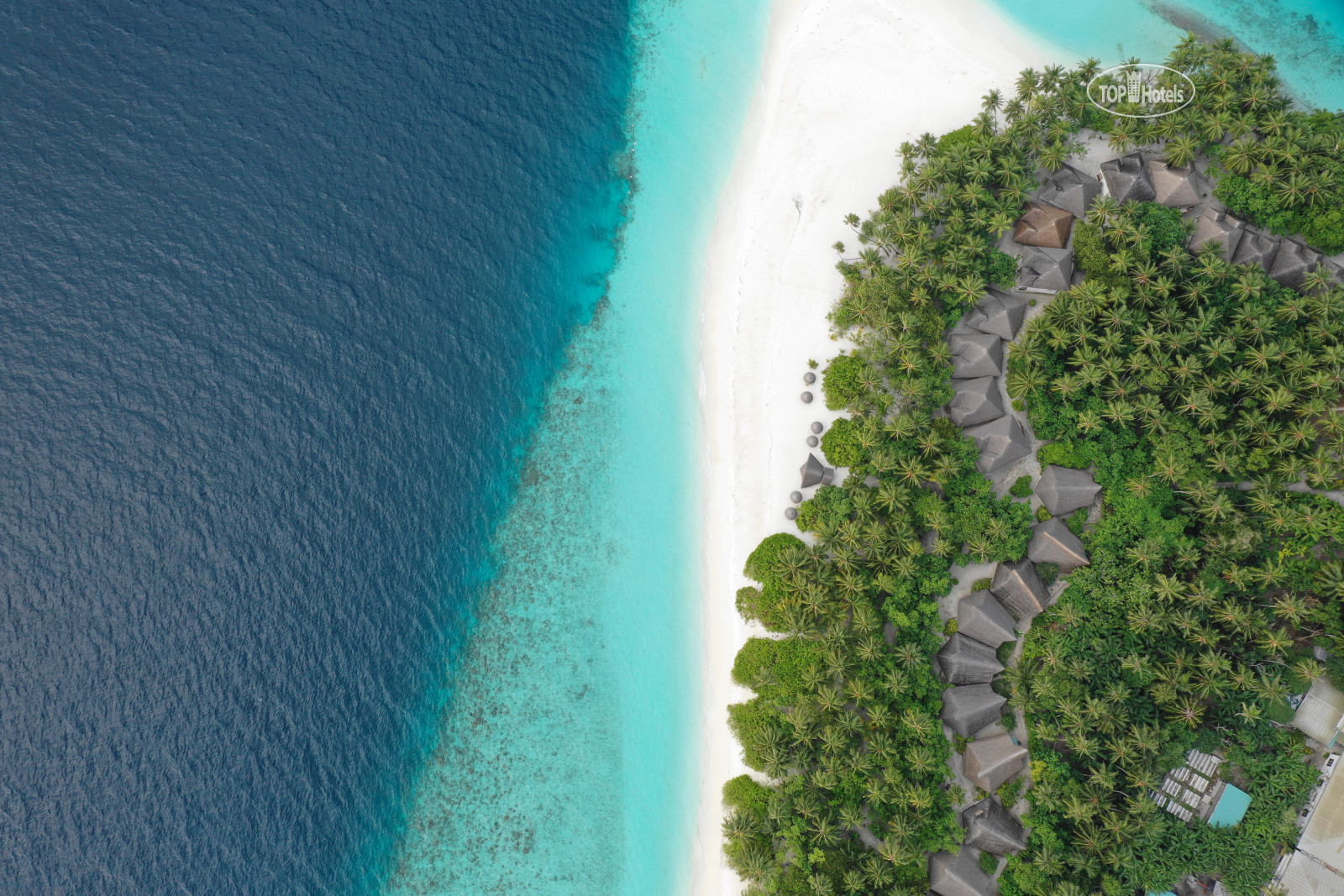 Fihalhohi Island Resort 3