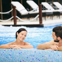 Savoy Resort & Spa Spa Pool with Jacuzzi