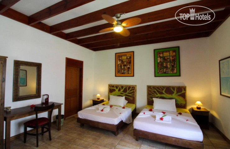 Takamaka Green Village