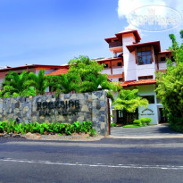 Rockside Beach Resort 