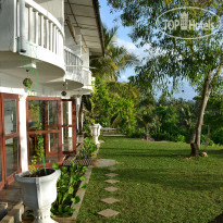 Hiru Villas 