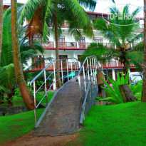 Rock Side Beach Resort 