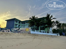 Hikkaduwa Beach Hotel 3*