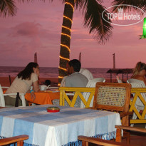 International Beach Hotel & Restaurant 