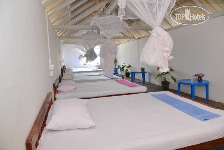 Travellers Hotel Hikkaduwa