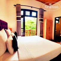 Aura By Epic Collection 