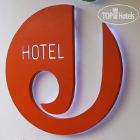 J Hotel 
