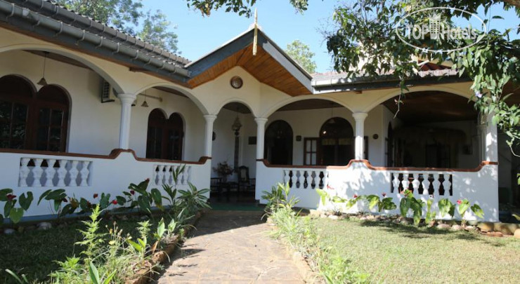 Фотографии отеля  Asapuwa Tourist Hotel & Ayurveda Health Centre Villa 