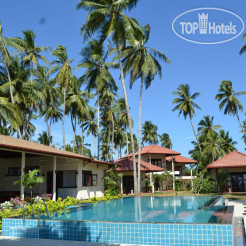 Lanka Beach Bungalows 4*