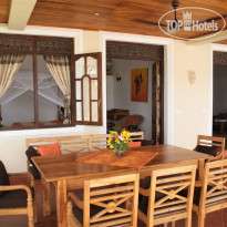 Lanka Beach Bungalows 