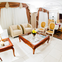 Del Rey Hotel 
