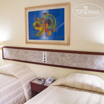 Del Rey Hotel 