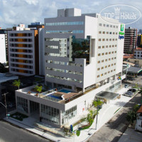 Holiday Inn Express Maceio Ponta Verde 2*