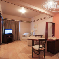 Le Premier Suites 