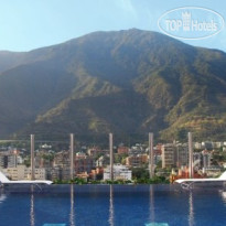 Pestana Caracas Hotel & Suites Бассейн