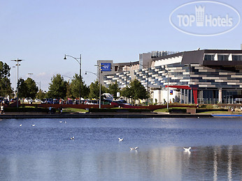 Фото Mercure Melbourne Caroline Springs