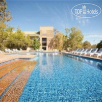 DoubleTree by Hilton Hotel Alice Springs  4*
