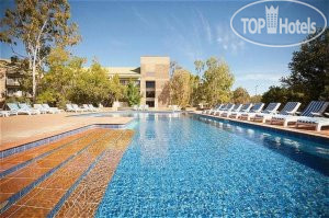 Фотографии отеля  DoubleTree by Hilton Hotel Alice Springs 4*