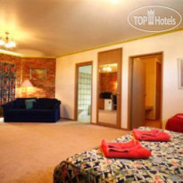 Best Western Pines Country Club Motor Inn 