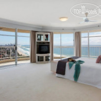 Burleigh Surf Apartments 