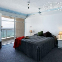 Burleigh Surf Apartments 