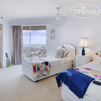 Burleigh Surf Apartments 