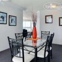 Burleigh Surf Apartments 