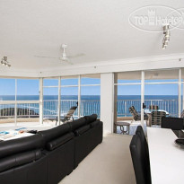 Burleigh Surf Apartments 